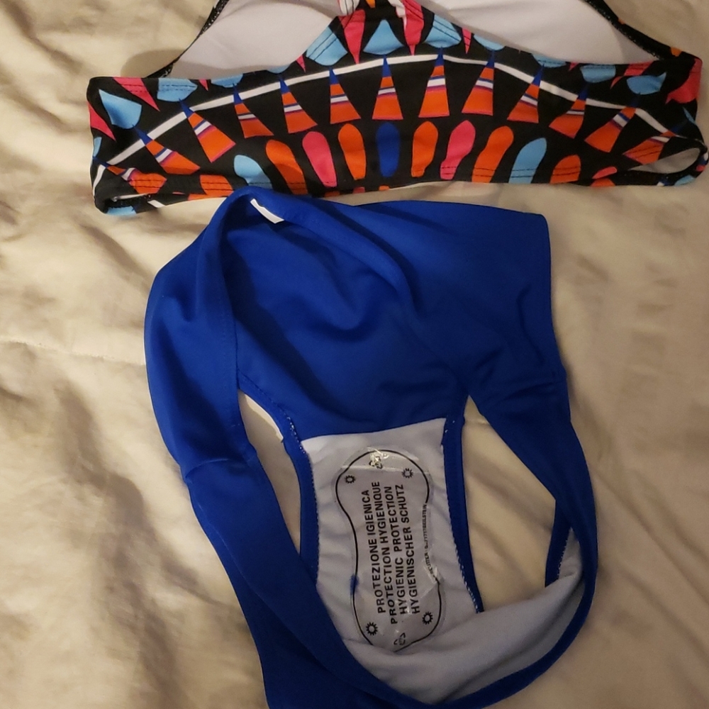 Geometric design bikini - Picture 6 of 8